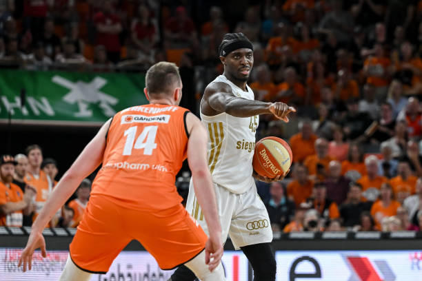 在逐渐走向 在逐渐走向