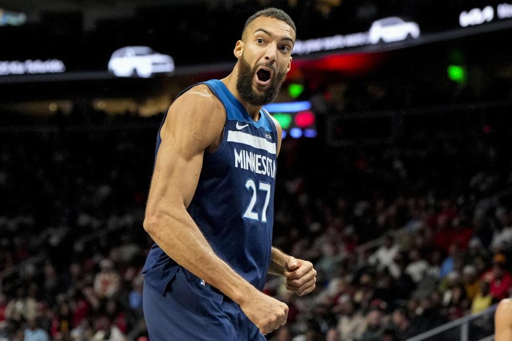 由于多名主 由于多名主