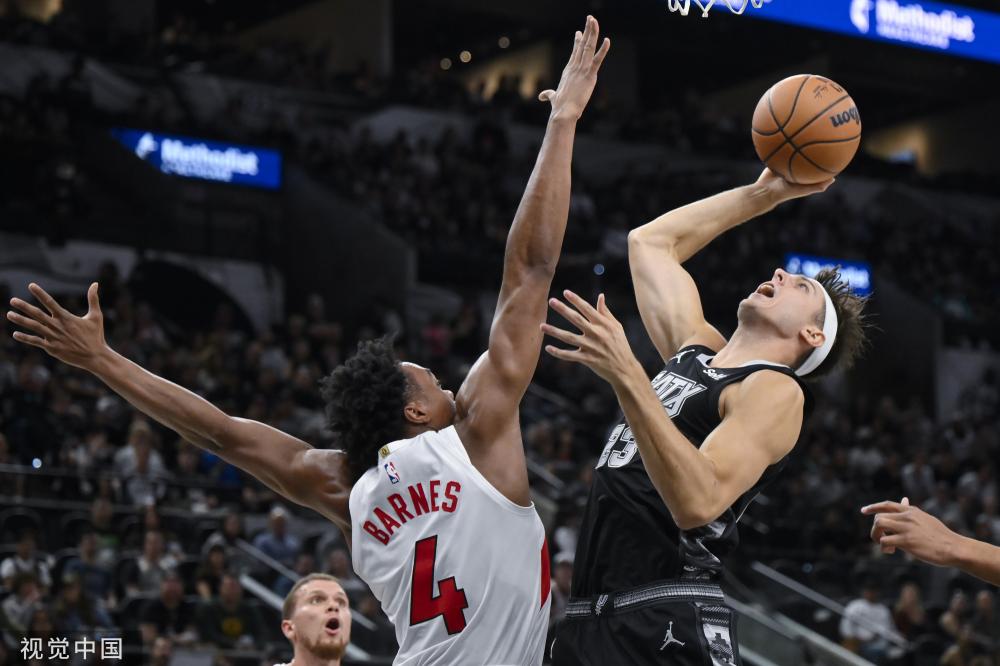 团队配合依 团队配合依