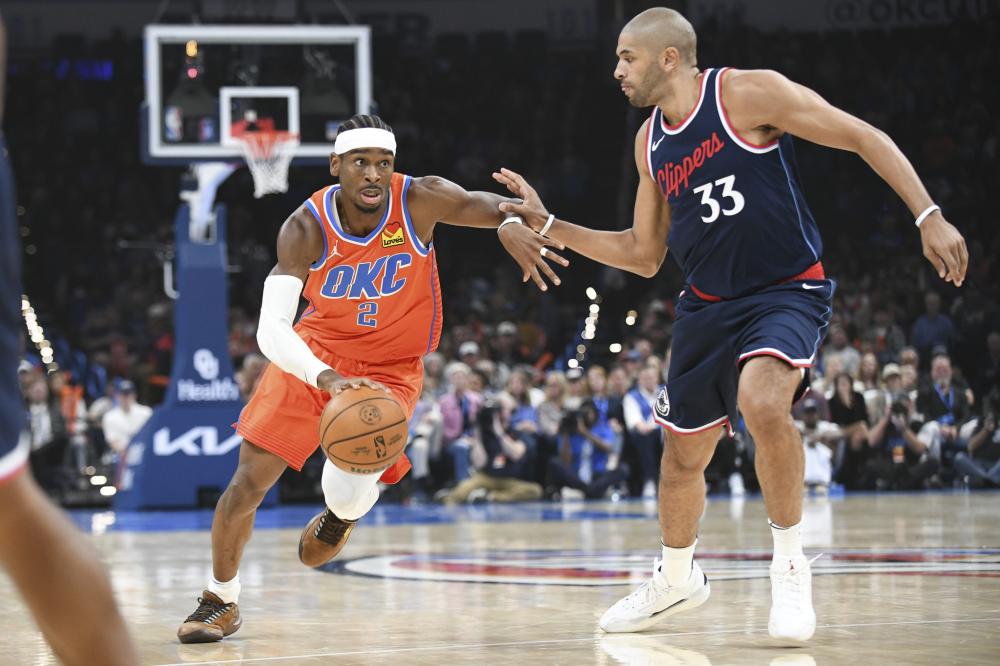 的后场长传 的后场长传