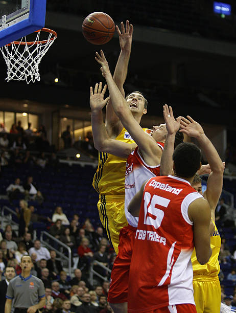 生参与到体 生参与到体